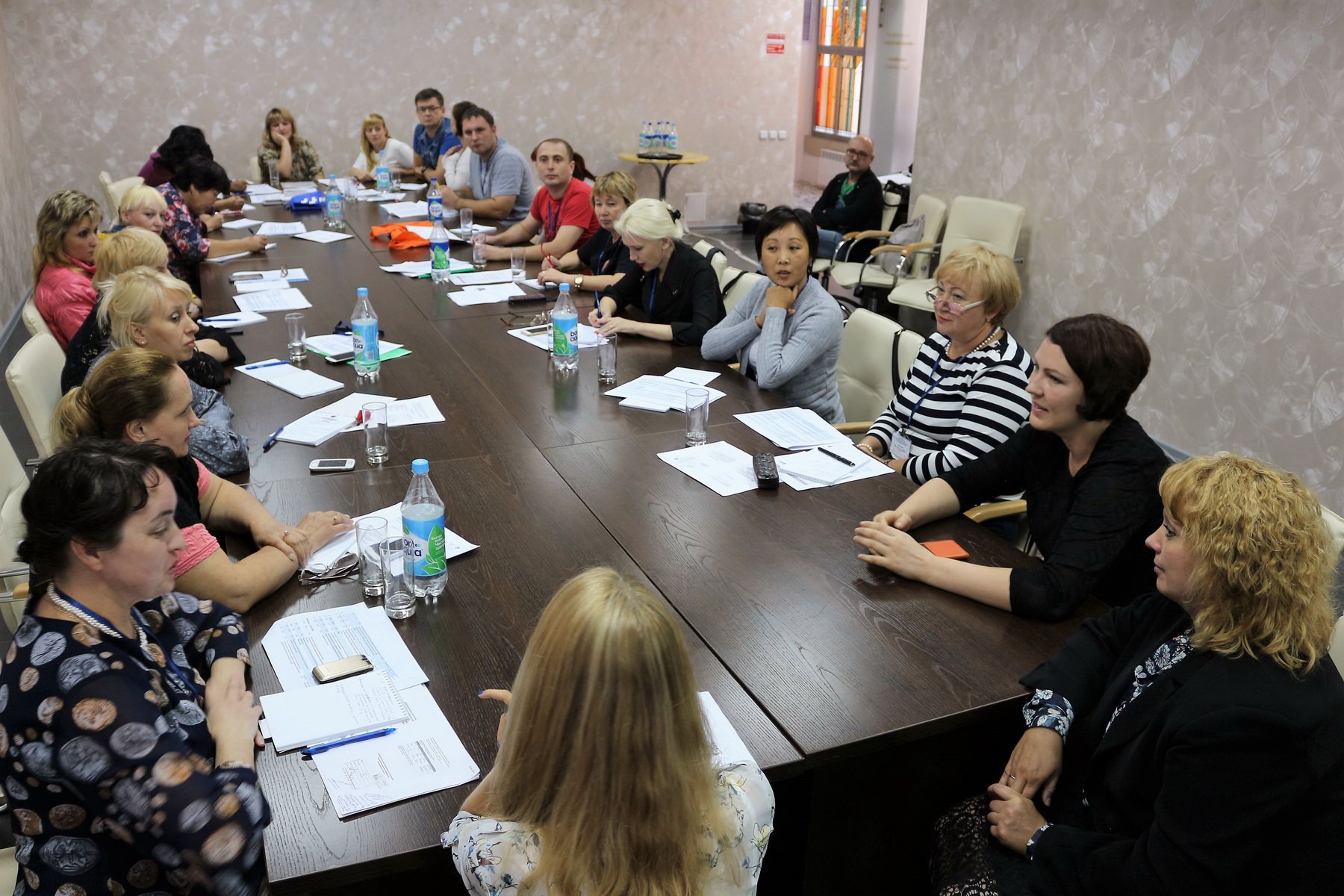  вопросов за круглым столом_новый размер